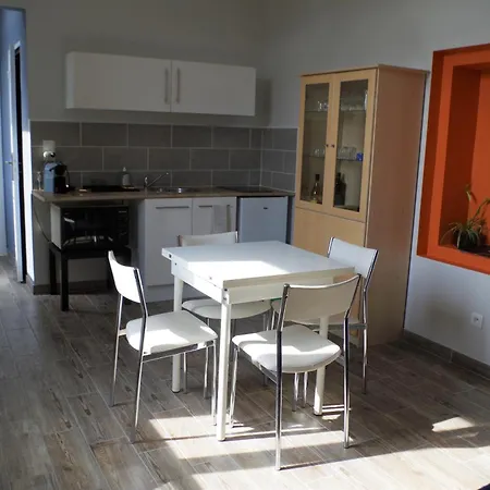 Deux Pieces Avec Terrasse, Vue Jardin Lejlighed Witry-les-Reims