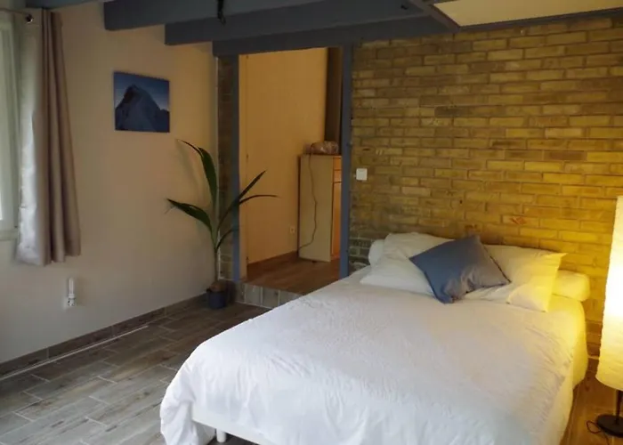 2 Pièces Dans Ancien Petit Corps De Ferme Witry-les-Reims